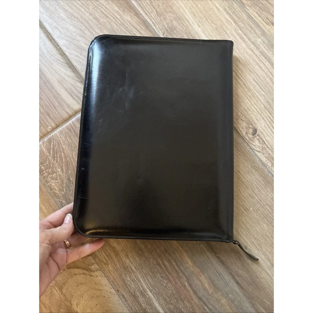 Vintage Black Leather Trim Lg Gold Zipper Portfolio Notepad Planner Portuguese?